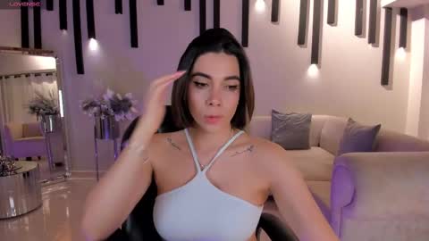 AMY WALKER online show from February 2025 10:18:02 AM