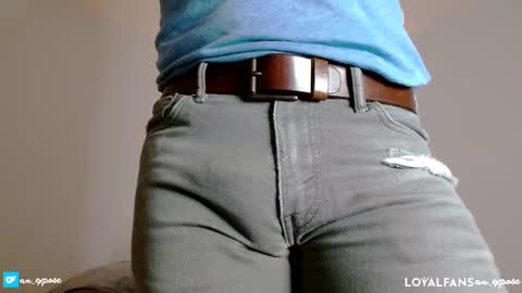 Snapshot of an_expose chatting on December 2024 07:43:02 PM an expos online show from December 2024 07:43:02 PM