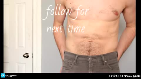 Snapshot of an_expose chatting on January 2025 09:45:01 PM an expos online show from January 2025 09:45:01 PM