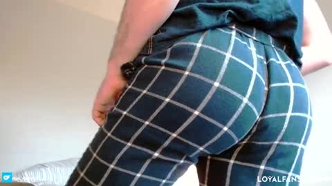 Snapshot of an_expose chatting on February 2025 05:21:02 PM an expos online show from February 2025 05:21:02 PM