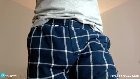 Snapshot of an_expose chatting on March 2025 11:47:02 PM an expos online show from March 2025 11:47:02 PM