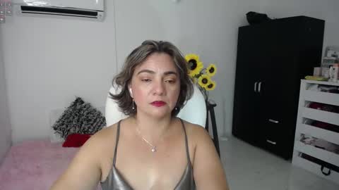 Ana  online show from February 2025 02:33:02 AM