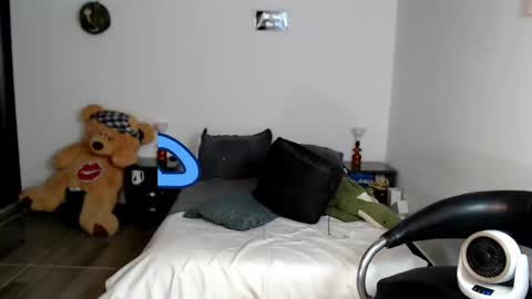 Snapshot of ana_maria_1606 chatting on March 2025 08:00:02 PM Maria online show from March 2025 08:00:02 PM