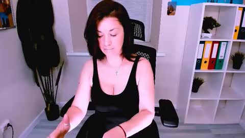 Ana online show from October 2025 10:16:02 AM