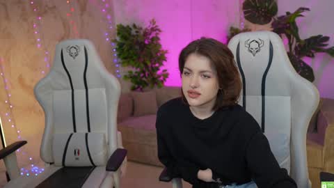 Sweet girls online show from January 2025 12:00:01 PM