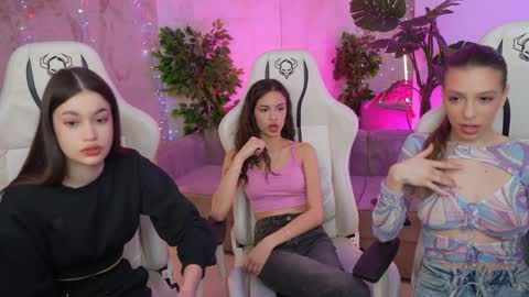 Sweet girls online show from February 2025 02:55:02 PM
