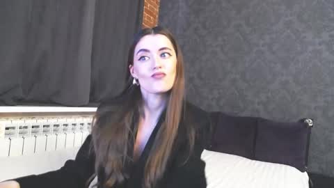 Anna online show from March 2025 02:59:02 PM