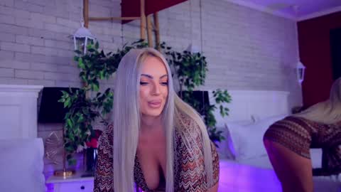 anabellastar online show from November 2025 04:45:01 AM