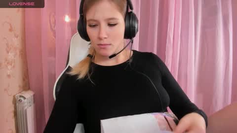 AnabelMelody online show from October 2025 06:47:01 AM