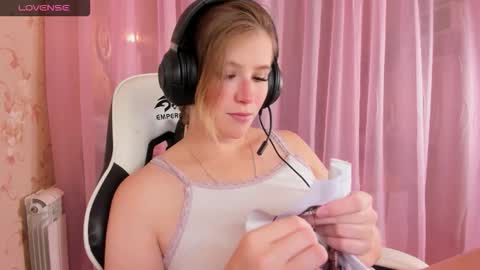 AnabelMelody online show from October 2025 06:17:01 PM