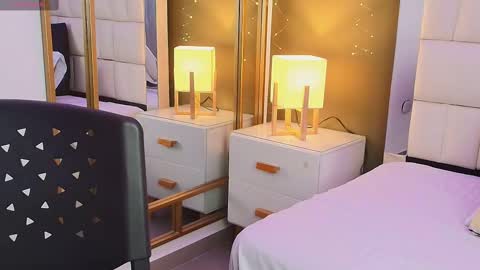 Snapshot of anahi_maite chatting on September 2025 07:49:02 PM Anahi online show from September 2025 07:49:02 PM