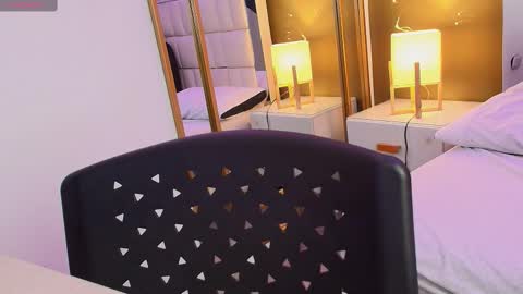 Snapshot of anahi_maite chatting on October 2025 07:35:02 PM Anahi online show from October 2025 07:35:02 PM