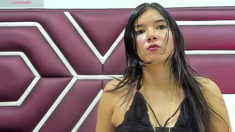 Snapshot of anaia_ chatting on December 2025 07:53:02 PM Anaia online show from December 2025 07:53:02 PM