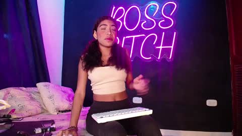 anais  cooper  online show from December 2024 07:06:01 PM