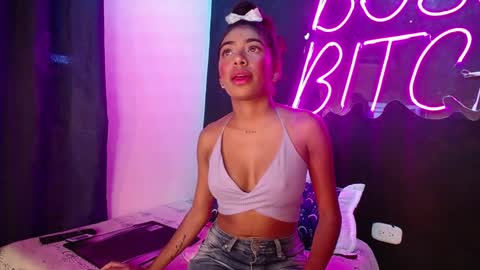 anais  cooper  online show from December 2024 07:23:01 PM
