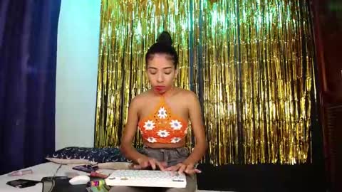 anais  cooper  online show from December 2024 04:57:01 PM