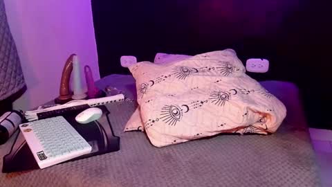 anais  cooper  online show from February 2025 07:56:02 PM