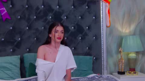 Snapshot of anais_carter chatting on October 2025 02:23:01 AM Anais Carter online show from October 2025 02:23:01 AM