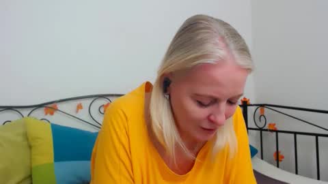 Snapshot of anaisjanson chatting on November 2025 03:58:02 PM Anais Janson online show from November 2025 03:58:02 PM