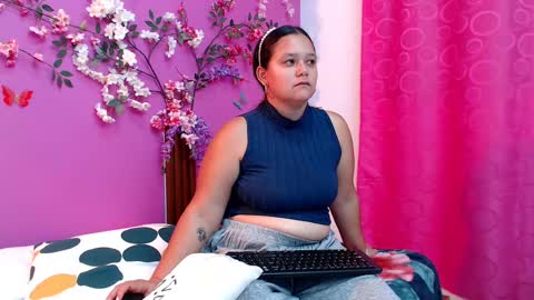 Snapshot of analdeepalejandra18 chatting on February 2025 07:14:02 PM analdee online show from February 2025 07:14:02 PM