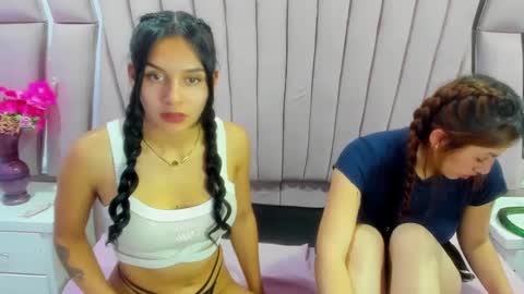 AbbyAndAntonela online show from December 2024 04:06:01 PM