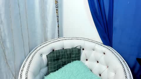 Snapshot of analia18_ chatting on January 2025 12:13:01 PM analia18 online show from January 2025 12:13:01 PM