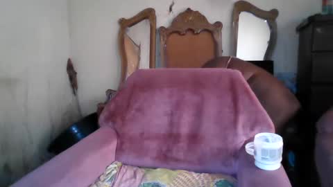 analslut1987 online show from February 2025 12:39:01 PM