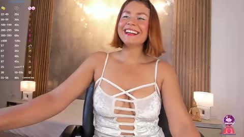 Snapshot of analuna__ chatting on October 2025 08:53:02 PM Ana Luna online show from October 2025 08:53:02 PM