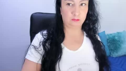 Snapshot of anamaria288 chatting on February 2025 02:05:02 AM anamaria288 online show from February 2025 02:05:02 AM