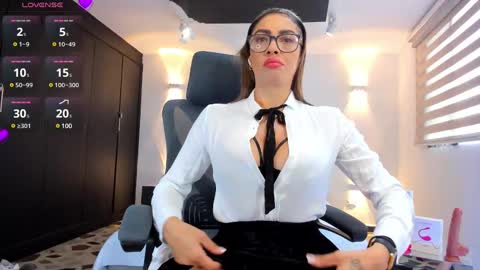 ana online show from January 2025 12:37:01 PM