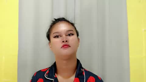 Snapshot of anaruru_ chatting on December 2024 09:35:01 AM ANA online show from December 2024 09:35:01 AM