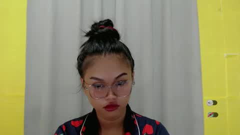 Snapshot of anaruru_ chatting on December 2024 08:34:02 AM ANA online show from December 2024 08:34:02 AM