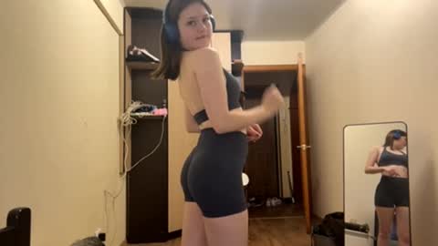 Lucy online show from September 2025 05:57:01 PM