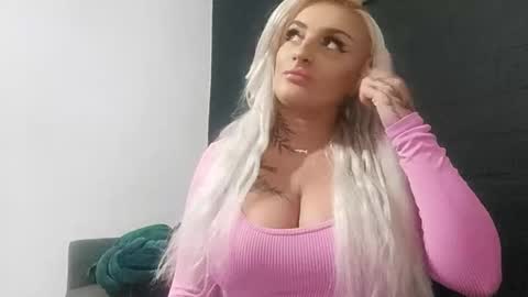 Snapshot of anastasiaamore chatting on November 2025 09:17:02 PM AnastasiaAmore online show from November 2025 09:17:02 PM