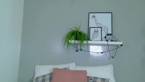 Snapshot of anavicc__ chatting on October 2025 10:23:02 AM Kendra online show from October 2025 10:23:02 AM