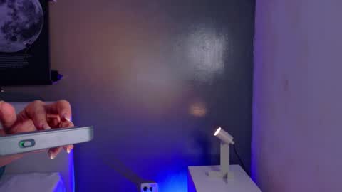 Snapshot of anavicc__ chatting on December 2025 10:24:02 AM Kendra online show from December 2025 10:24:02 AM