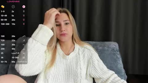 Snapshot of and1sa chatting on September 2025 09:00:02 AM Andisa online show from September 2025 09:00:02 AM