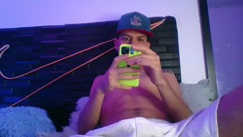 andersonZ98 online show from October 2025 05:08:01 AM