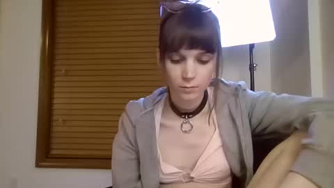 andrea online show from December 2024 03:04:01 AM