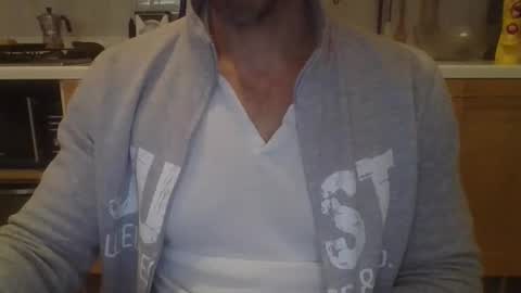 Snapshot of andrea_feetlover chatting on November 2025 06:13:02 AM andrea_feetlover online show from November 2025 06:13:02 AM