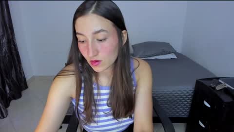 Snapshot of andrea_loaiza2 chatting on January 2025 11:56:02 PM Andrea online show from January 2025 11:56:02 PM