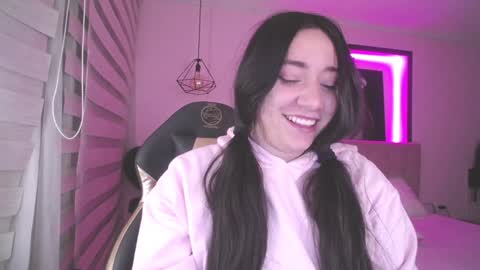 Andrea Ramos online show from December 2024 10:46:02 AM