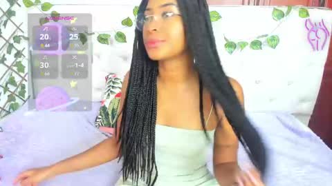 Naomi Andrea Daviss online show from September 2025 11:36:01 AM