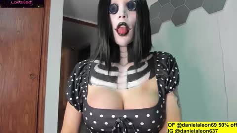 onlyfans danielaleon69   IG danielaleon637 online show from October 2025 02:01:02 AM