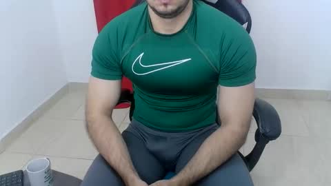 andres180950734 online show from September 2025 11:10:01 AM