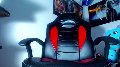 Snapshot of andres_cond chatting on October 2025 11:56:02 PM Andrs o online show from October 2025 11:56:02 PM