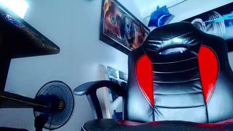 Snapshot of andres_cond chatting on October 2025 10:19:01 PM Andrs o online show from October 2025 10:19:01 PM