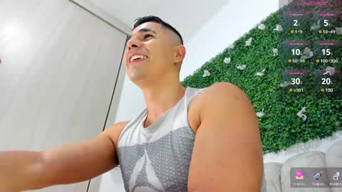 Andres Sanss online show from December 2024 01:13:01 AM