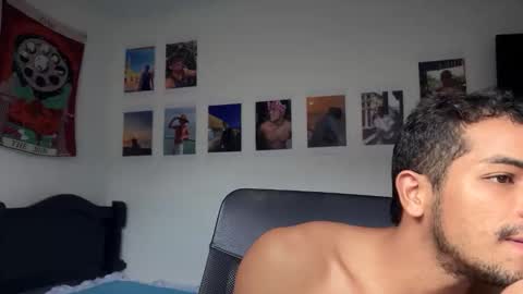Snapshot of andres_vargas_ chatting on October 2025 07:14:01 PM Andres online show from October 2025 07:14:01 PM
