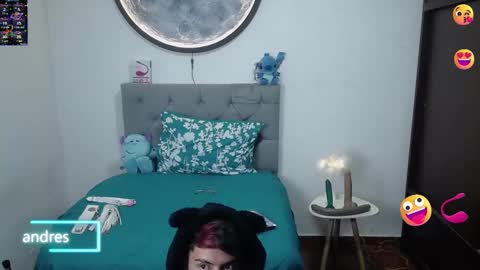 andrescruz_ online show from October 2025 06:25:02 AM